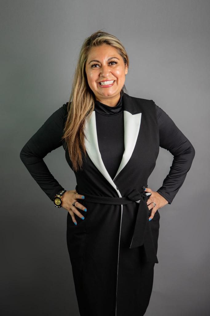Meet Veronica Xolalpa Hinds of The Wealth Magicians | MagicianLeads.com | VXCredit / 800 Plus Club | LEUSA